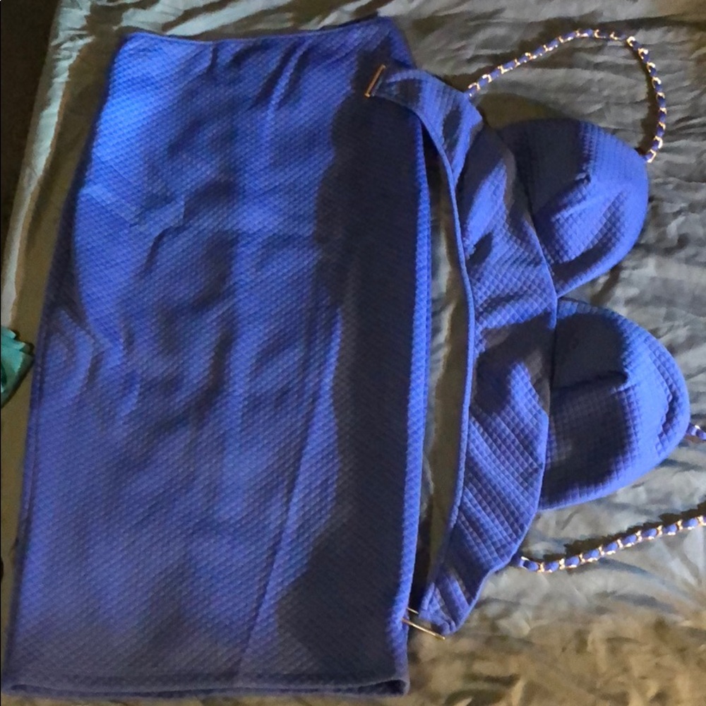 Hot Miami styles pencil skirt and crop top